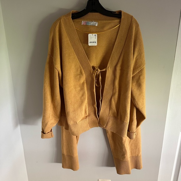 FREE PEOPLE Solar cardigan and pants set - Picture 2 of 3